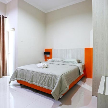 Velozip Kos Exclusive Apartment Сурабая Екстериор снимка